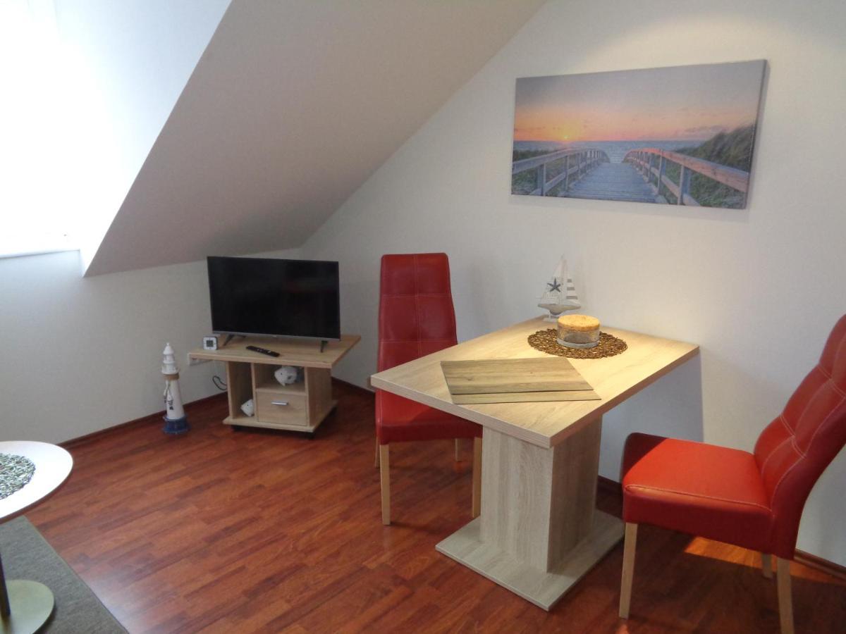 Hafenresidenz - Ferienwohnung 37 Wiek auf Rugen Bagian luar foto
