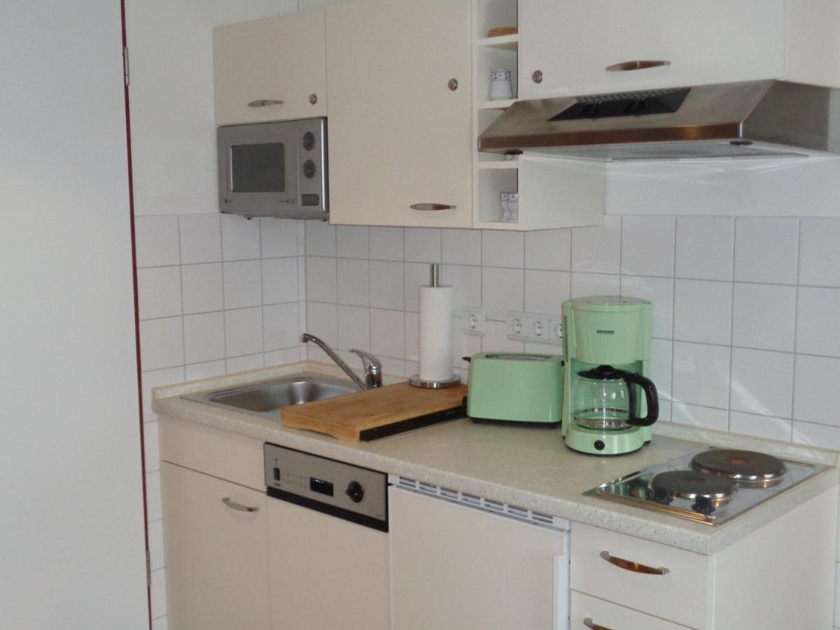 Hafenresidenz - Ferienwohnung 37 Wiek auf Rugen Bagian luar foto